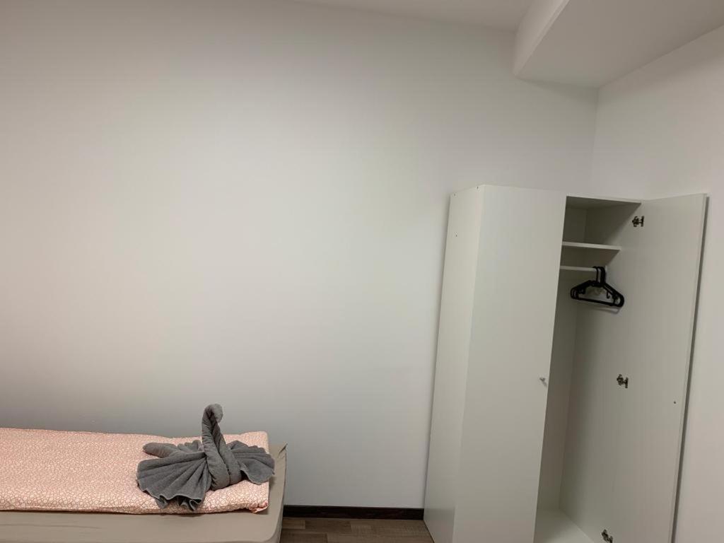 Lovely Share Apartment Aachener Weiher Koln Bagian luar foto