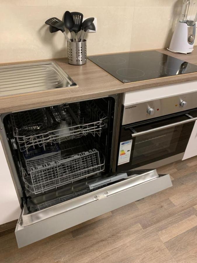 Lovely Share Apartment Aachener Weiher Koln Bagian luar foto